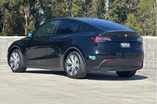 2024 Tesla Model Y Long Range Dual Motor All-Wheel Drive