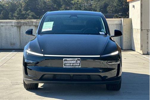 2026 Tesla Model Y Long Range Dual Motor All-Wheel Drive