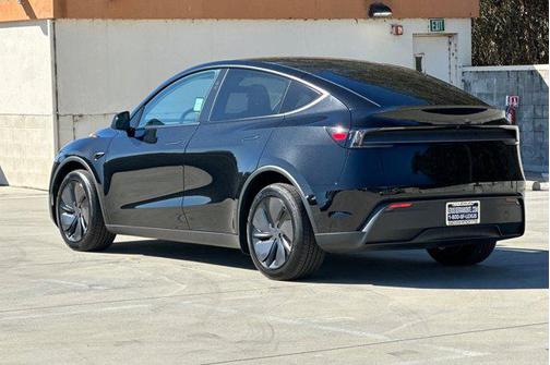 2026 Tesla Model Y Long Range Dual Motor All-Wheel Drive