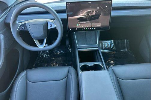 2026 Tesla Model Y Long Range Dual Motor All-Wheel Drive