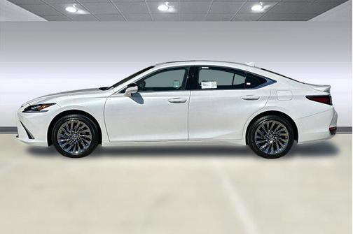 2025 Lexus ES 300h Luxury