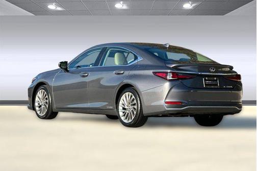 2020 Lexus ES 300h Luxury