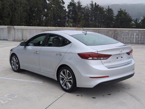2017 Hyundai ELANTRA Limited