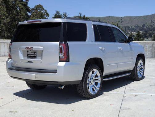 2017 GMC Yukon SLT
