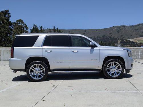 2017 GMC Yukon SLT