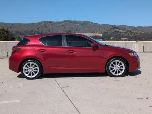 2013 Lexus CT 200h Hybrid