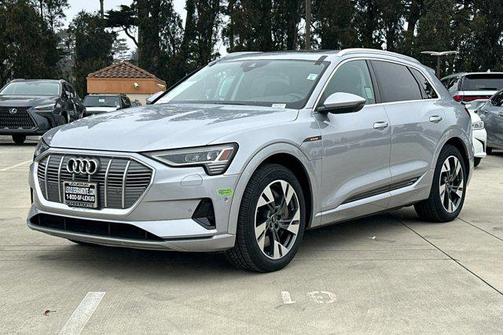 2023 Audi e-tron Premium Plus quattro