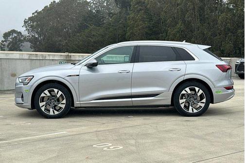 2023 Audi e-tron Premium Plus quattro