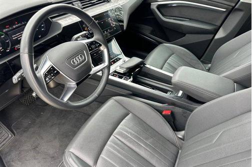 2023 Audi e-tron Premium Plus quattro