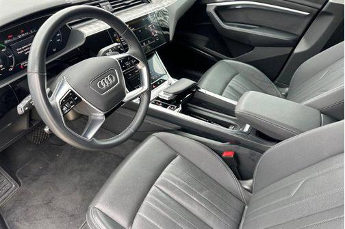 2023 Audi e-tron Premium Plus quattro