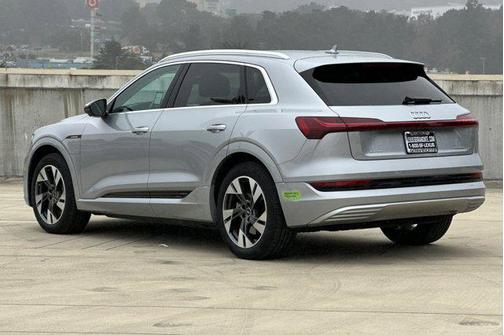 2023 Audi e-tron Premium Plus quattro