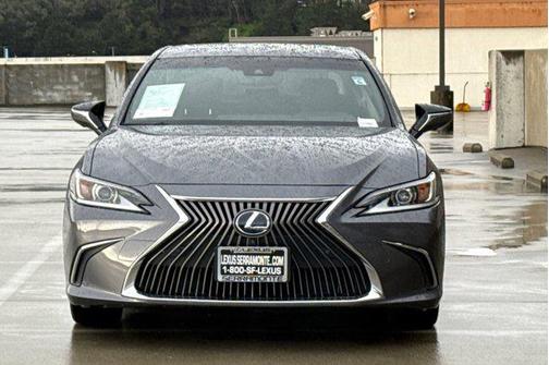 2019 Lexus ES 300h Base