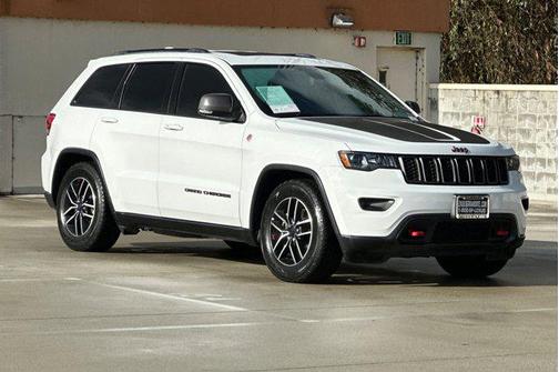 2020 Jeep Grand Cherokee Trailhawk