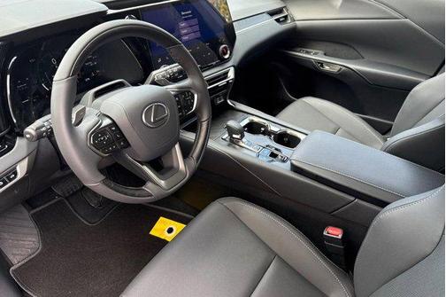 Incognito 2026 Lexus RX 350 F SPORT Design