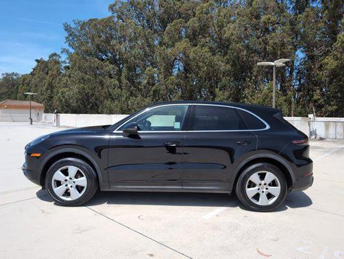 2019 Porsche Cayenne Base
