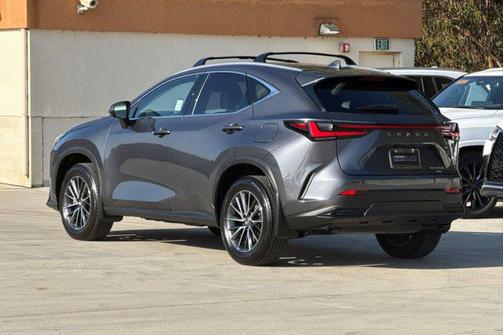 2025 Lexus NX 350h Premium