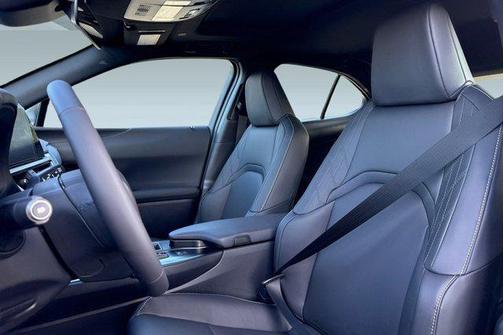 2026 Lexus UX 300h Base
