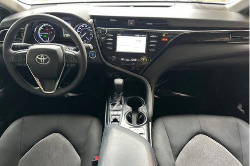 2019 Toyota Camry Hybrid LE