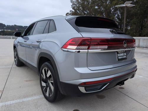 2024 Volkswagen Atlas Cross Sport 2.0T SE w/Technology 4MOTION