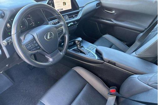 2023 Lexus UX 250h F Sport