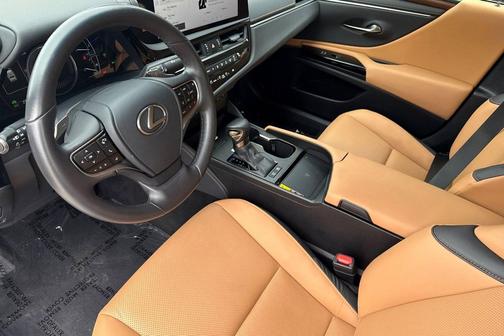 Silver 2025 Lexus ES 300h Base