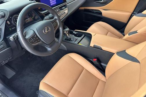 Iridium 2025 Lexus ES 300h Base