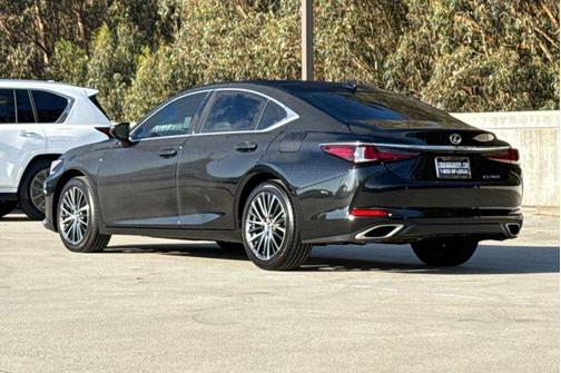 2025 Lexus ES 350 Base
