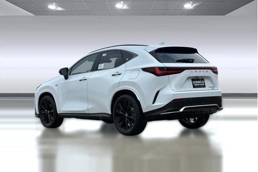 2026 Lexus NX 450h+ F SPORT Handling