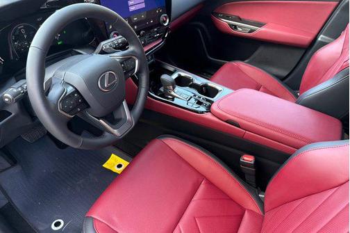 2026 Lexus NX 450h+ Luxury