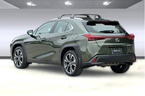 2022 Lexus UX 200 Base