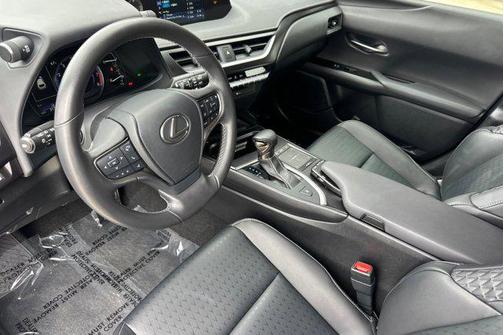 2022 Lexus UX 200 Base