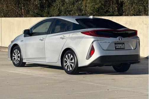 2021 Toyota Prius Prime LE