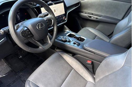 2023 Lexus RZ 450e Premium