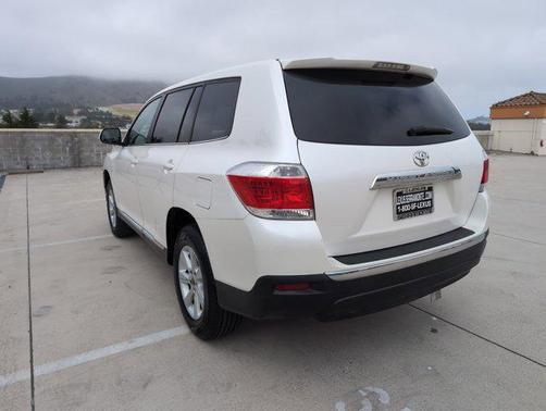 2013 Toyota Highlander SE