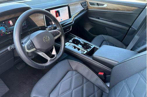 Gray 2025 Volkswagen Atlas 2.0T SE w/Technology 4MOTION