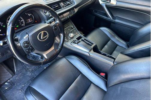 2017 Lexus CT 200h Base