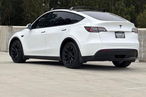 Pearl White Multi-Coat 2021 Tesla Model Y Long Range Dual Motor All-Wheel Drive