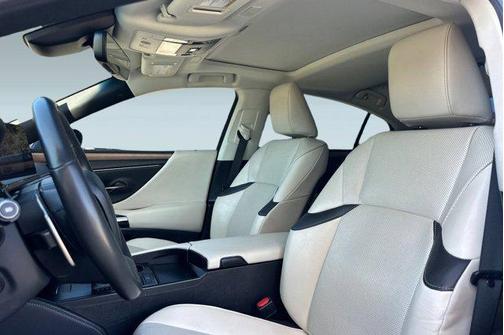 2023 Lexus ES 350 Base