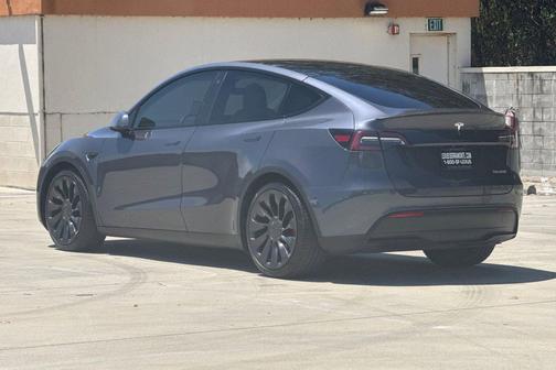 Gray 2021 Tesla Model Y Performance Dual Motor All-Wheel Drive