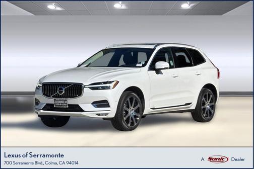 Crystal White Metallic 2021 Volvo XC60 T5 Inscription