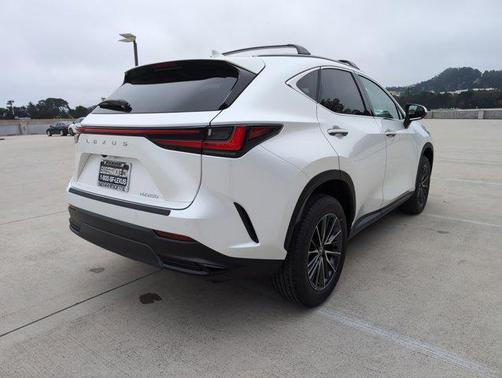 2025 Lexus NX 250 Base