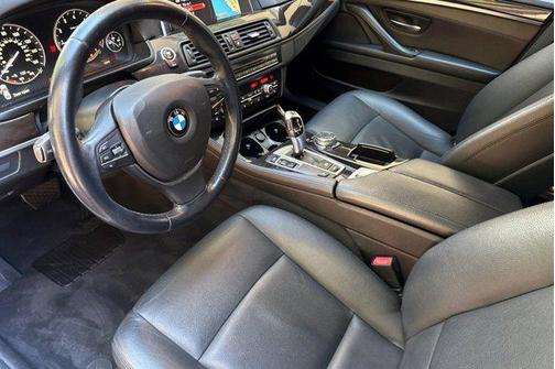 2015 BMW 528 528i