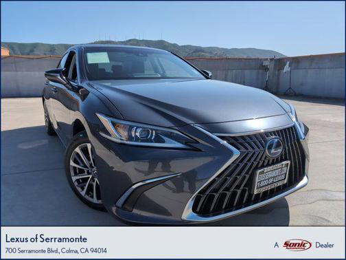 2022 Lexus ES 300h Base