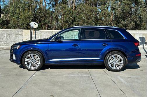 2022 Audi Q7 55 Prestige