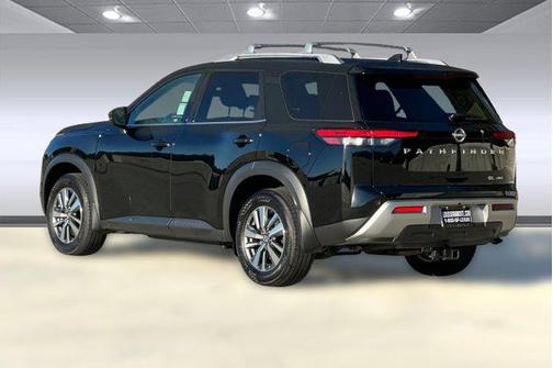 2024 Nissan Pathfinder SL 4WD