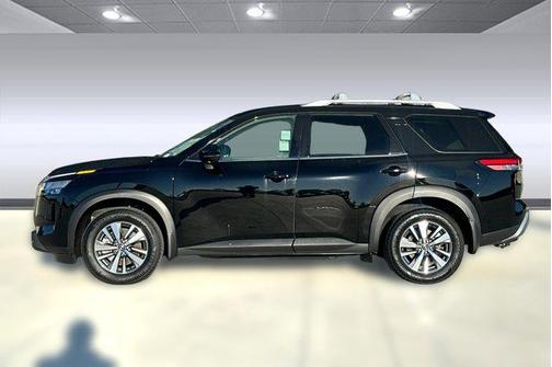 2024 Nissan Pathfinder SL 4WD