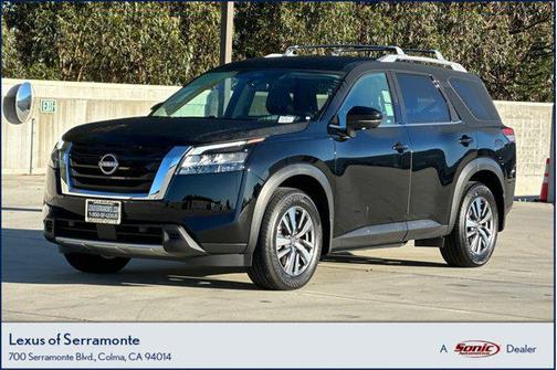 2024 Nissan Pathfinder SL 4WD
