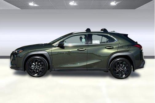 Nori Green Pearl 2026 Lexus UX 300h Base