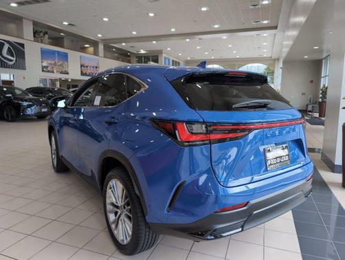 2025 Lexus NX 350h Luxury