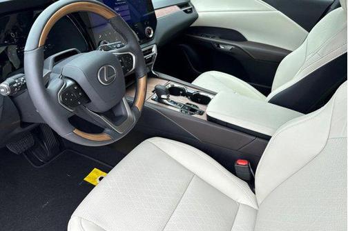 Iridium 2026 Lexus RX 350h Premium+